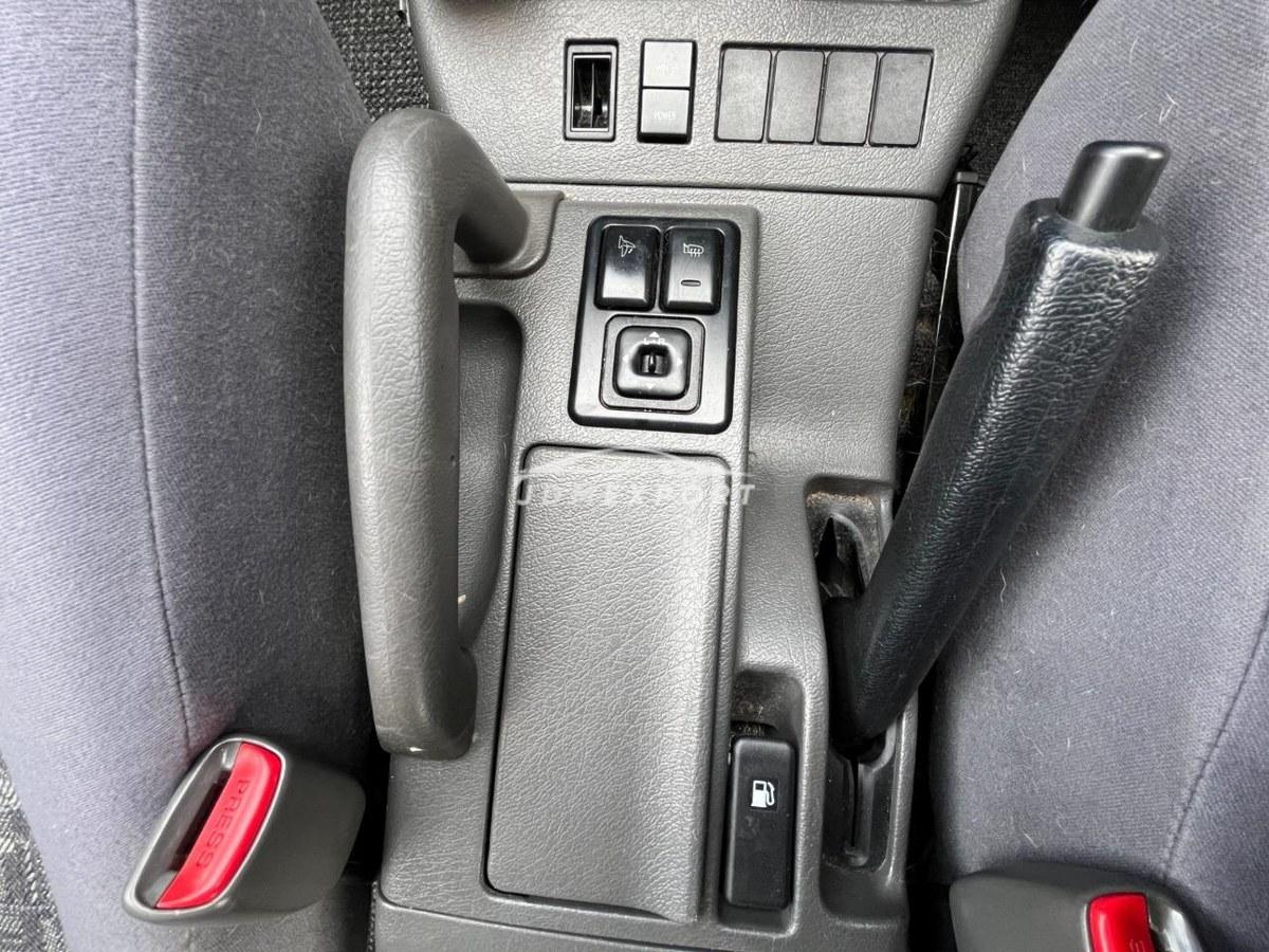 Isuzu Bighorn 1998 thumbnail 38