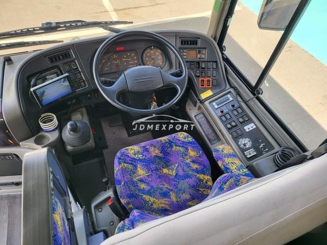 Isuzu Gala 2000 thumbnail 6
