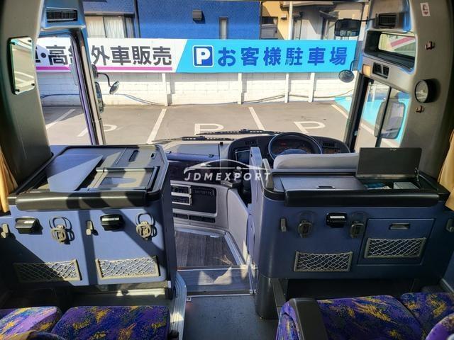 Isuzu Gala 2000 thumbnail 3