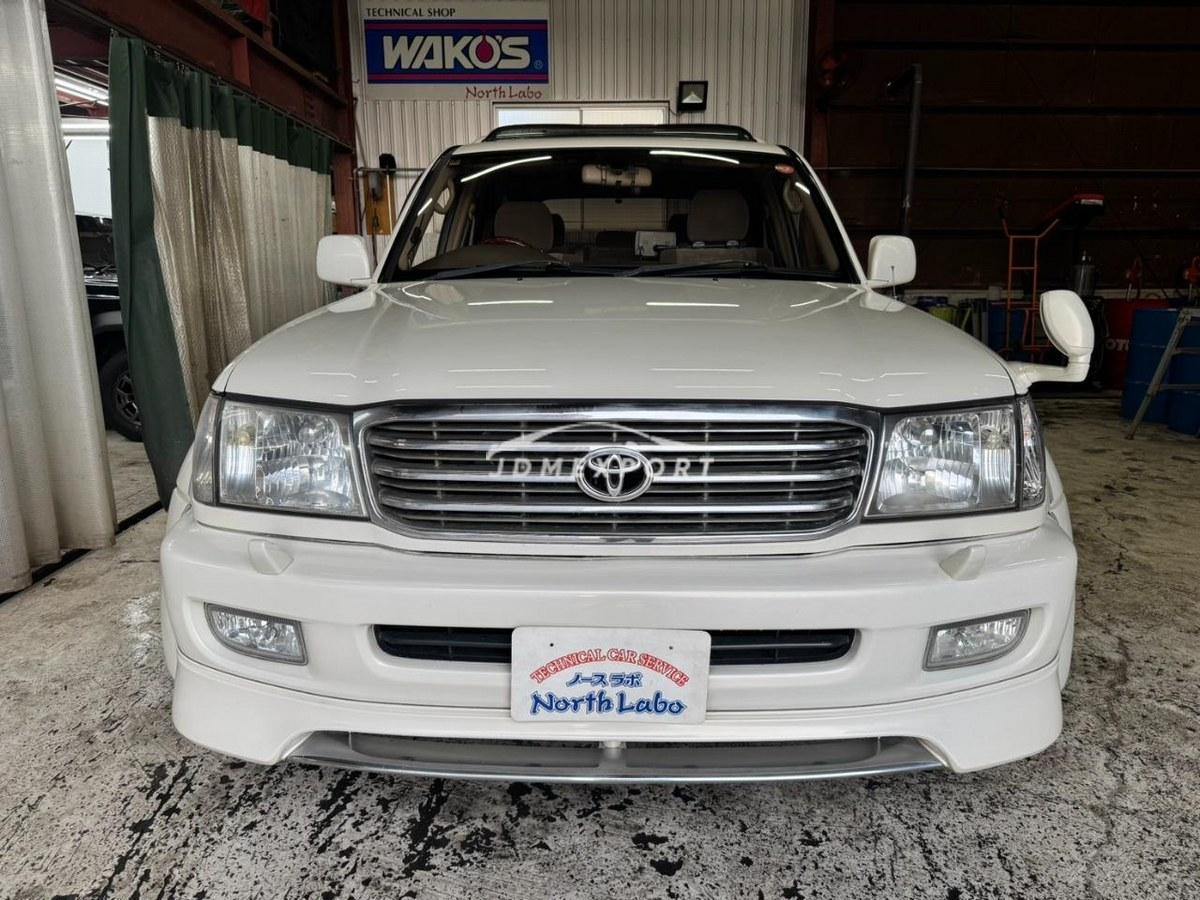 Toyota Land Cruiser 100 1998 thumbnail 2
