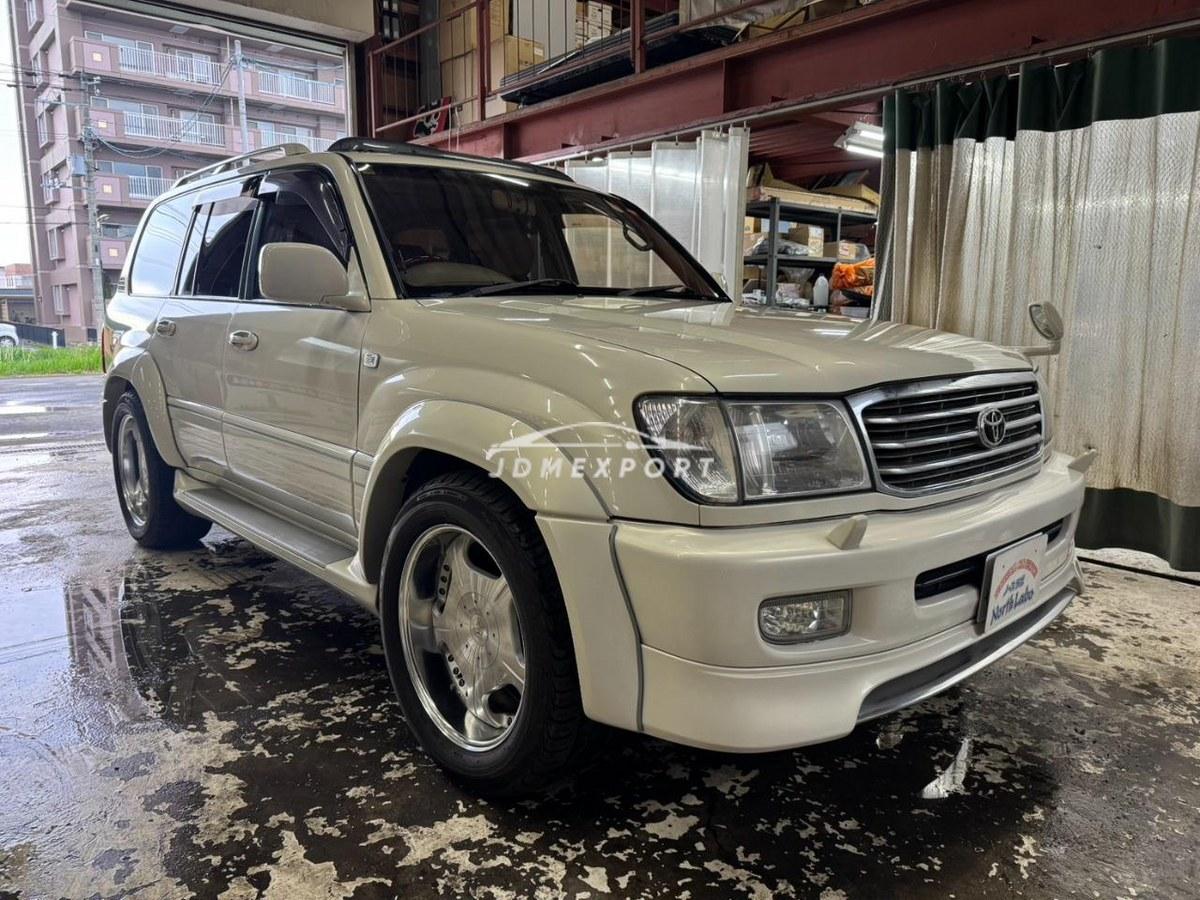 Toyota Land Cruiser 100 1998 thumbnail 3