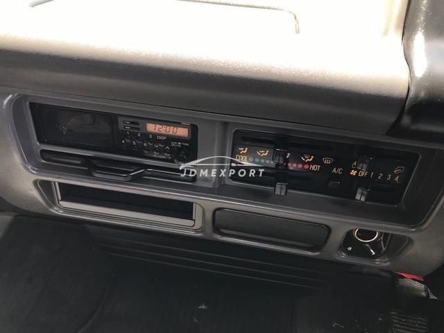 Isuzu Elf Truck 1999 thumbnail 34