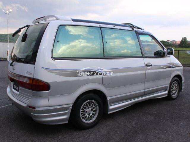Nissan Largo 1998 thumbnail 2
