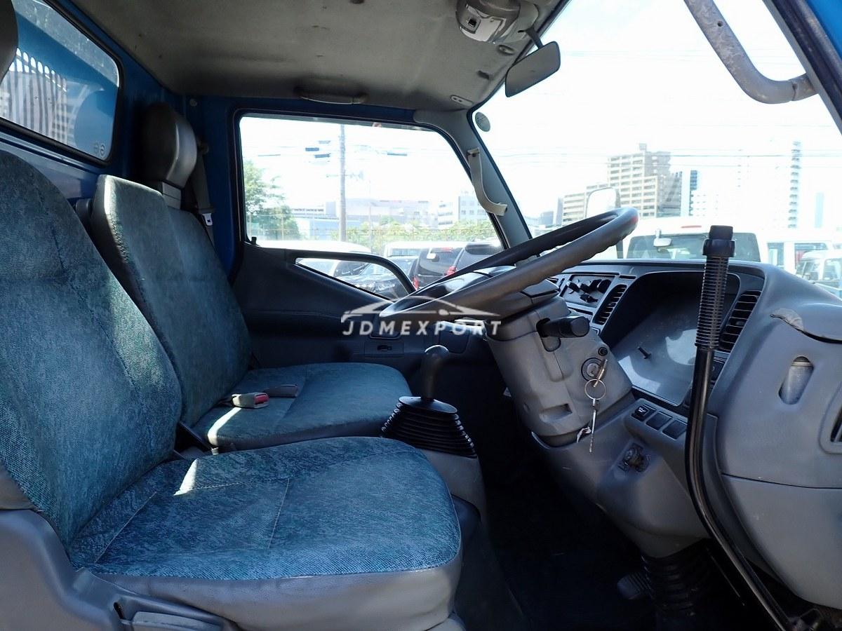 Mitsubishi Fuso Canter 2000 thumbnail 22
