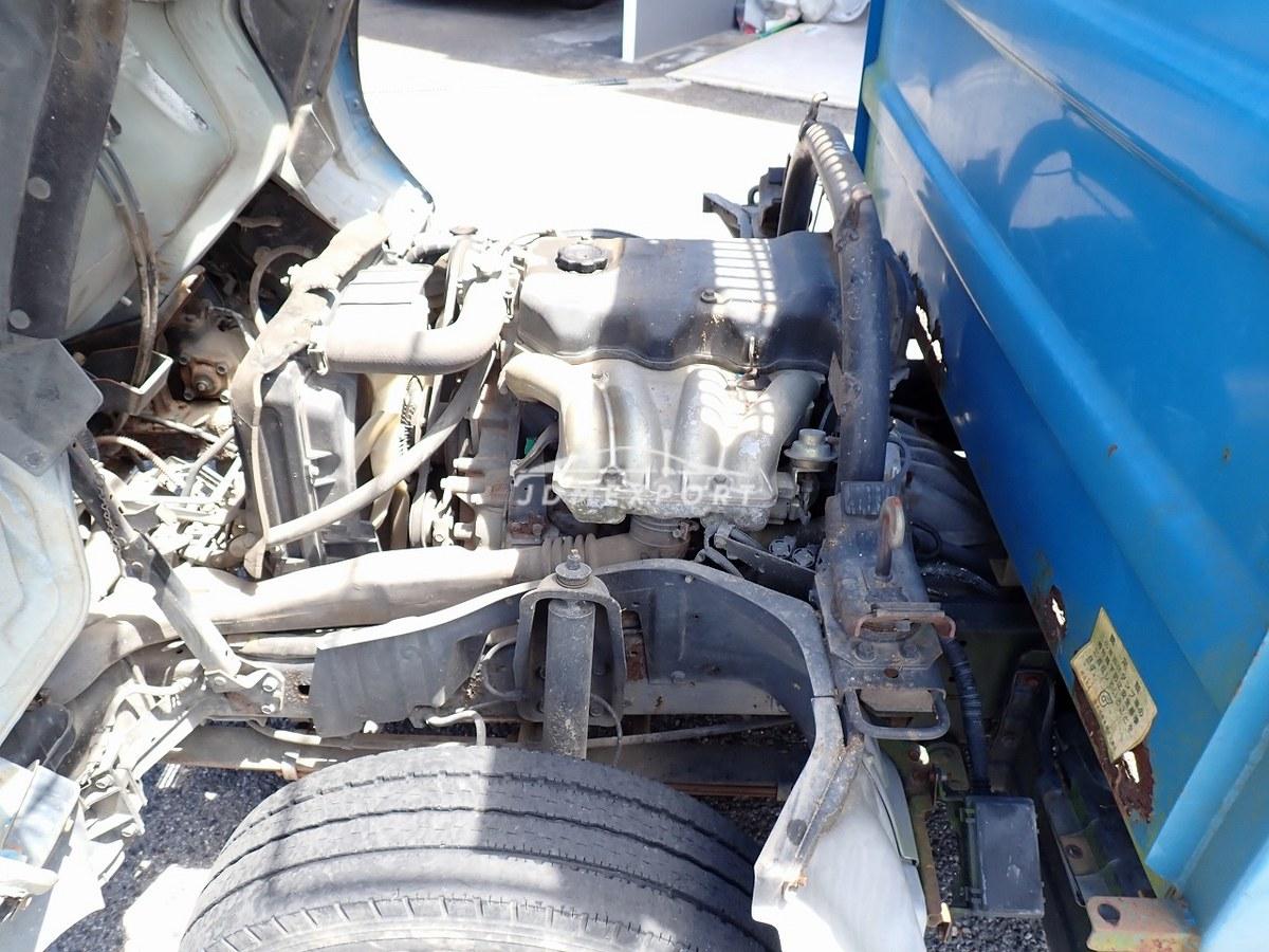 Mitsubishi Fuso Canter 2000 thumbnail 54