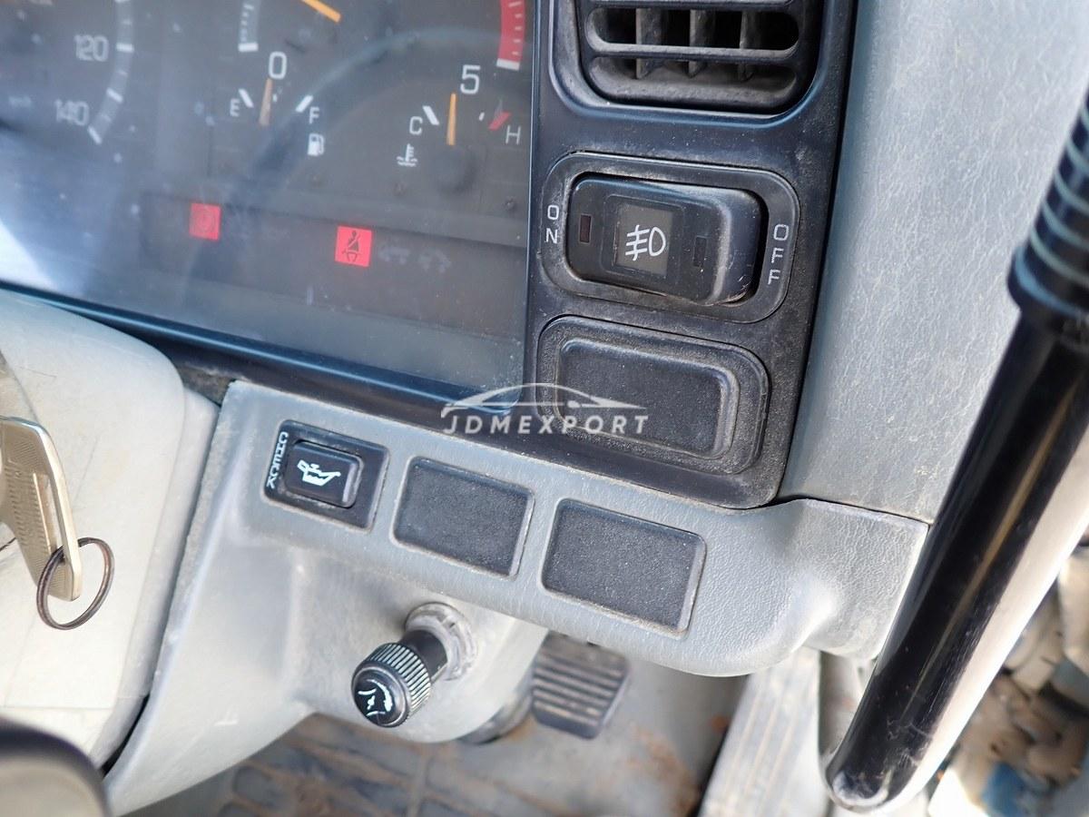 Mitsubishi Fuso Canter 1995 thumbnail 35