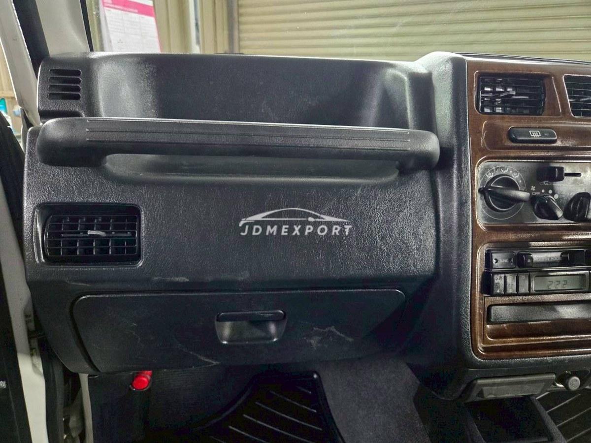 Mitsubishi Pajero Mini 1998 thumbnail 30