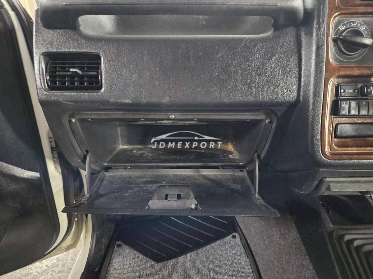 Mitsubishi Pajero Mini 1998 thumbnail 28