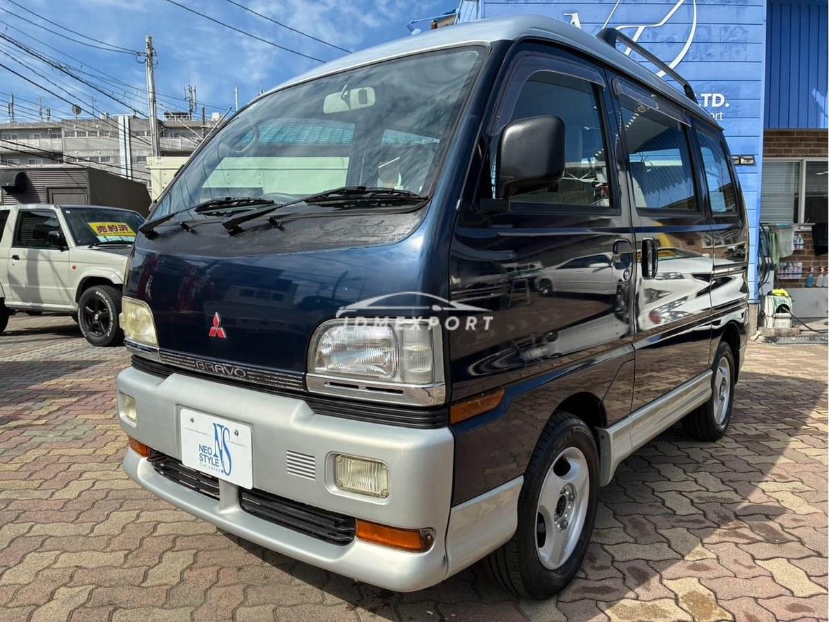 Mitsubishi Minicab Bravo 1996