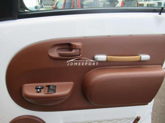 Toyota Will Vi 2000 thumbnail 9