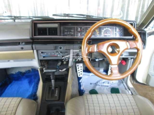 Nissan Bluebird 1982 thumbnail 14