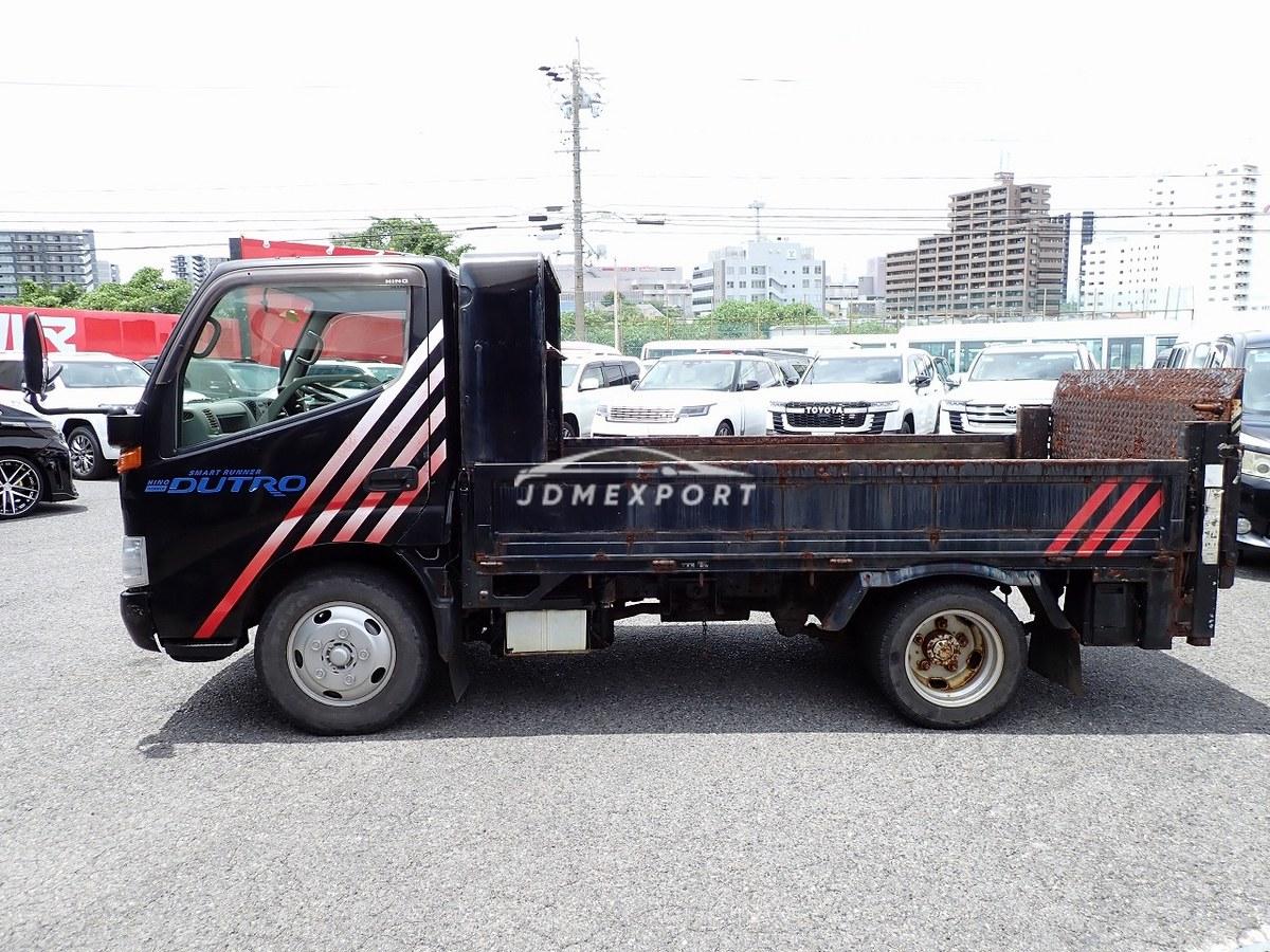 Hino Dutro 2001 thumbnail 2