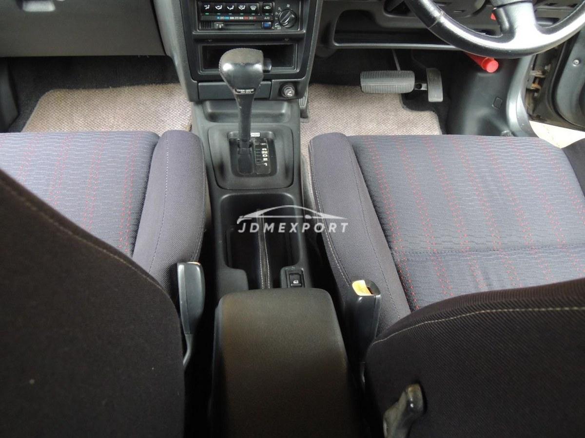 Nissan Primera 1990 thumbnail 13