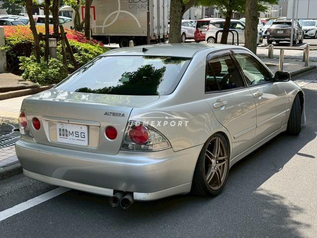 Toyota Altezza 2001 thumbnail 3