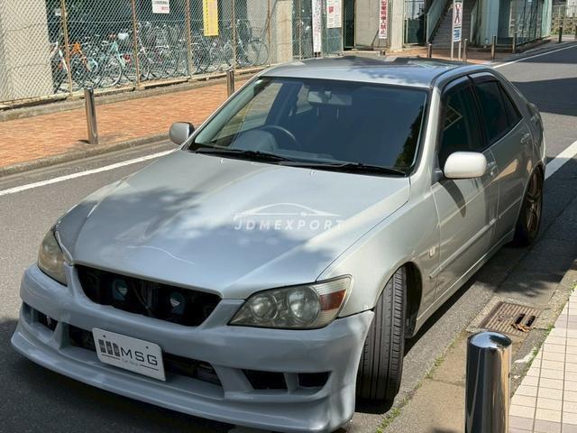Toyota Altezza 2001 thumbnail 2