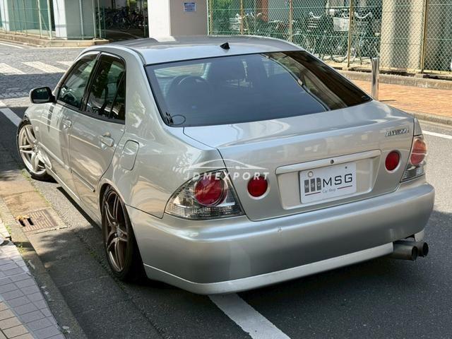 Toyota Altezza 2001 thumbnail 4