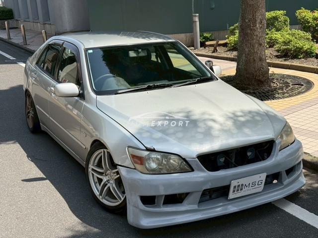Toyota Altezza 2001