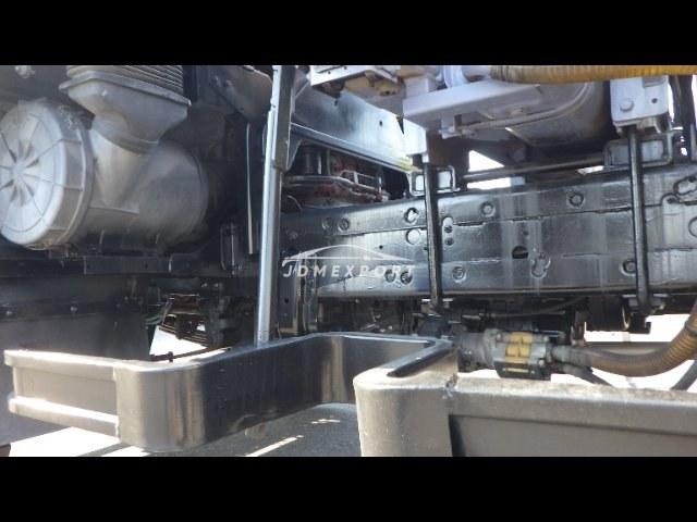 Isuzu Forward 2001 thumbnail 21