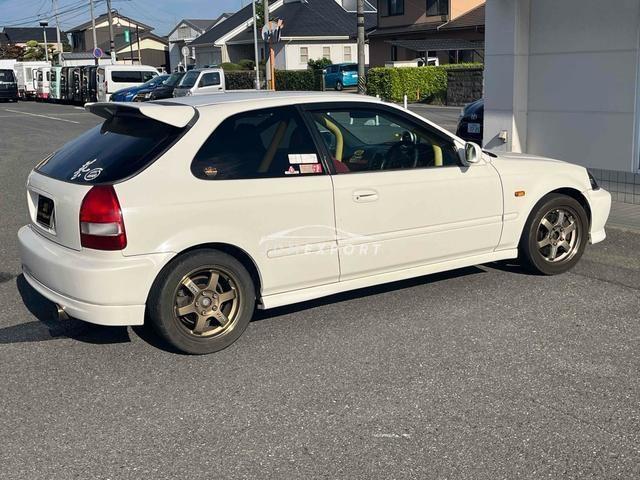 Honda Civic 2000 thumbnail 13