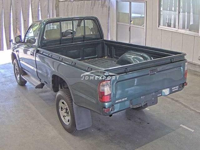 Toyota Hilux 2000 thumbnail 2