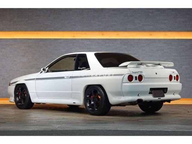 Nissan Skyline 1990 thumbnail 2