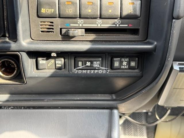 Toyota Land Cruiser 80 1995 thumbnail 38