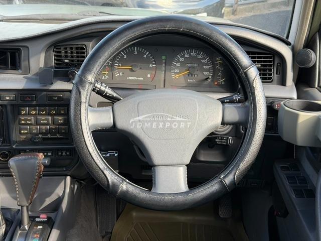 Toyota Land Cruiser 80 1995 thumbnail 29