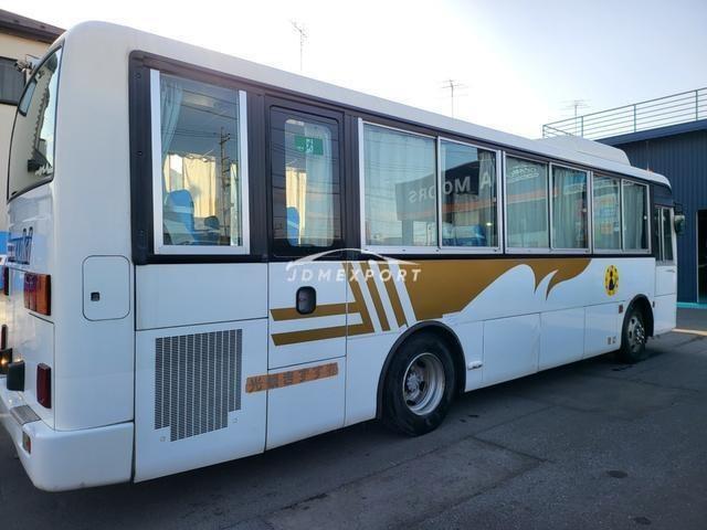 Isuzu Gala 2000 thumbnail 12