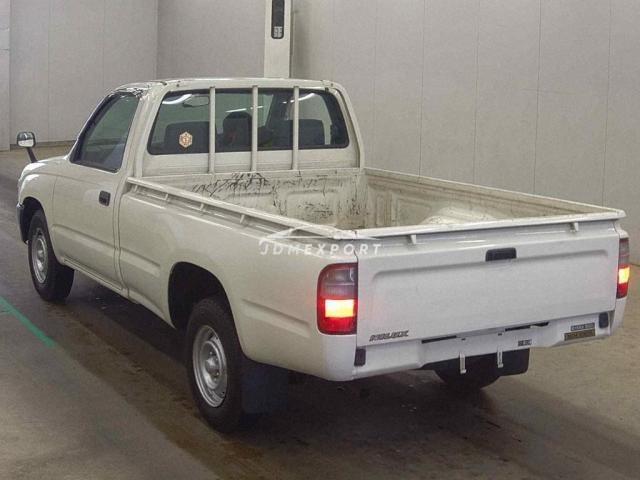 Toyota Hilux 1999 thumbnail 2