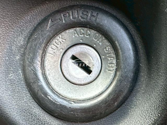 Toyota Hilux Pick Up 1992 thumbnail 52