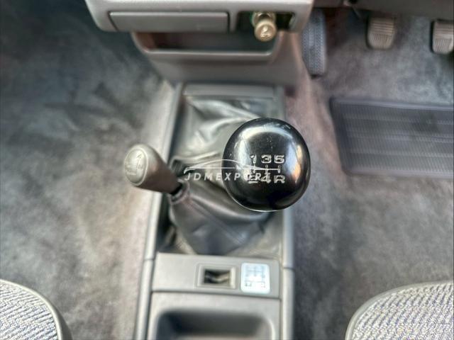 Toyota Hilux Pick Up 1992 thumbnail 58