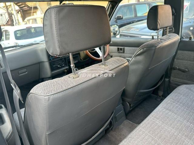 Toyota Hilux Pick Up 1992 thumbnail 33