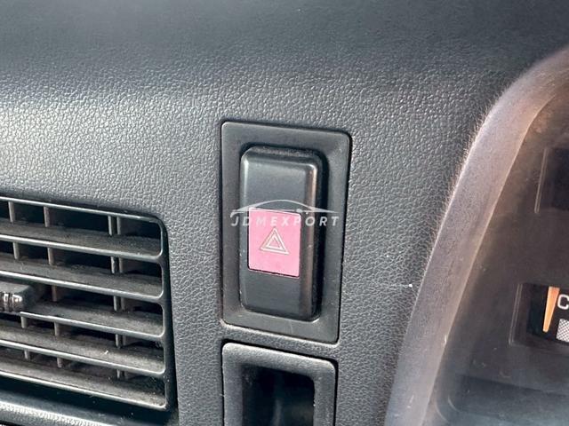 Toyota Hilux Pick Up 1992 thumbnail 54
