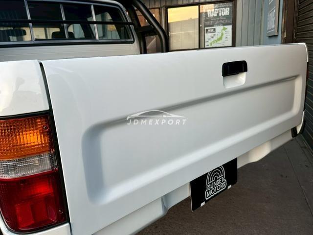 Toyota Hilux Pick Up 1992 thumbnail 15
