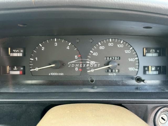 Toyota Hilux Pick Up 1992 thumbnail 47