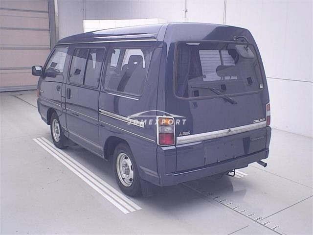 Mitsubishi Delica Starwagon 1989 thumbnail 2