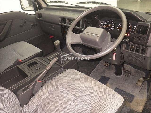 Mitsubishi Delica Starwagon 1989 thumbnail 4