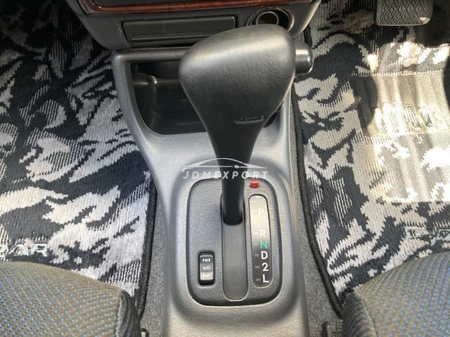 Daihatsu Pyzar 2000 thumbnail 18