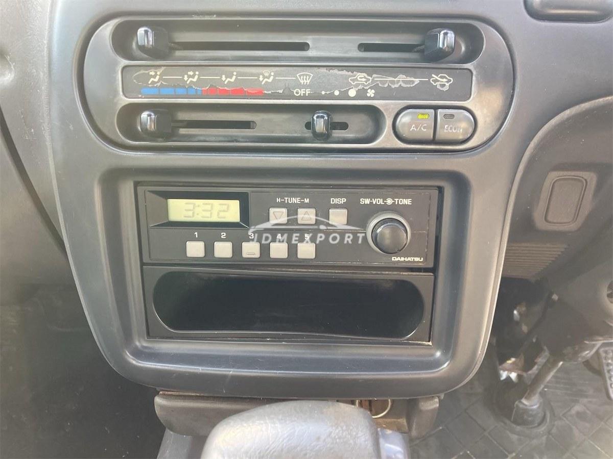 Daihatsu Hijet Truck 1997 thumbnail 32
