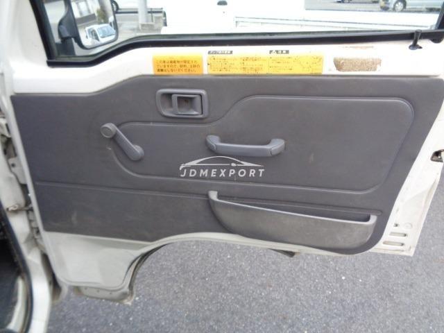 Daihatsu Hijet Truck 2001 thumbnail 19