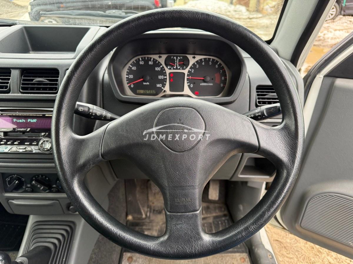 Mitsubishi Pajero Mini 2001 thumbnail 11