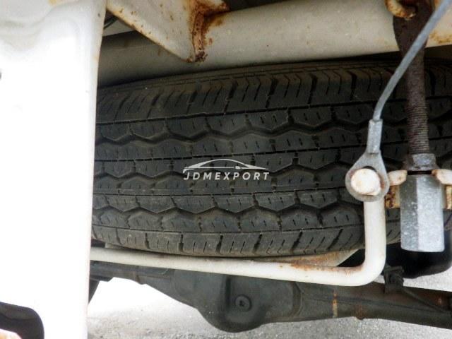 Suzuki Carry Truck 2000 thumbnail 22