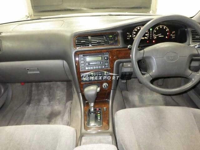 Toyota Mark II 2000 thumbnail 4