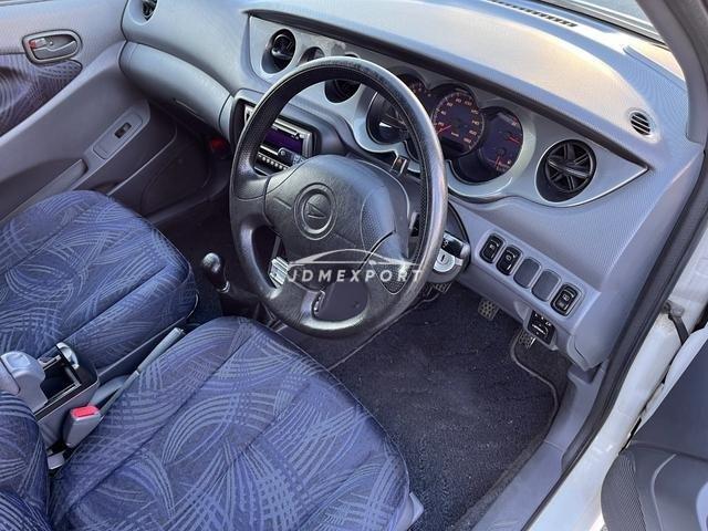 Daihatsu YRV 2001 thumbnail 17