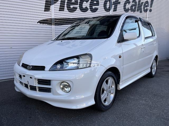 Daihatsu YRV 2001