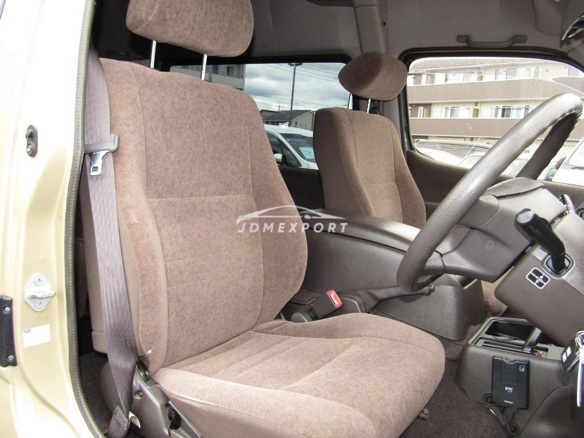 Toyota Hiace Wagon 2002 thumbnail 7