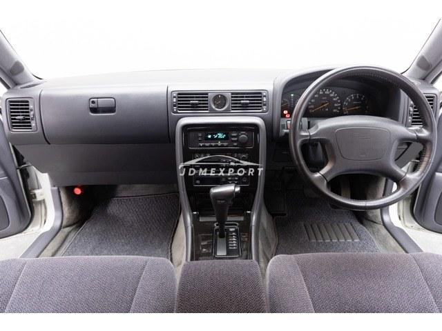 Nissan Gloria Van 1994 thumbnail 3