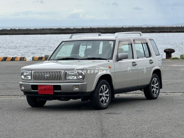 Nissan Rasheen 1998