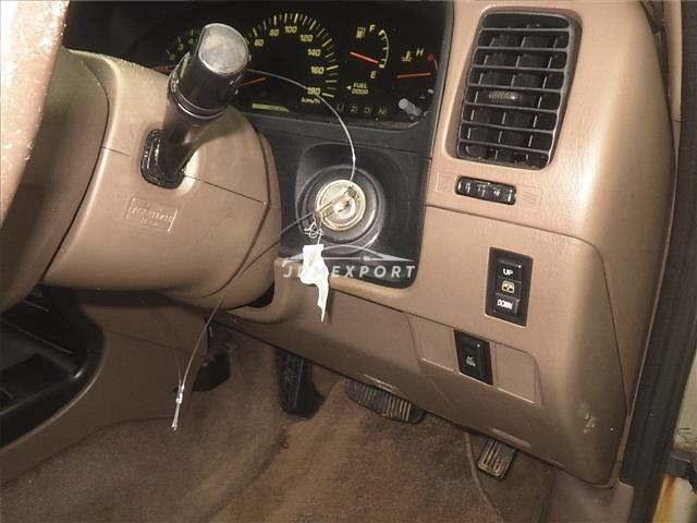 Toyota Hilux Surf 1999 thumbnail 9