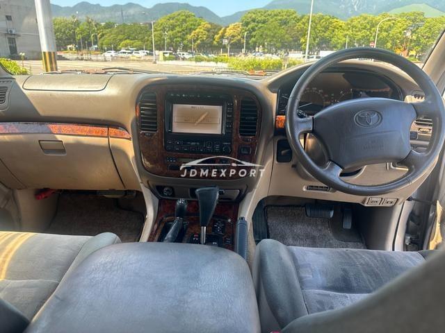 Toyota Land Cruiser 100 2000 thumbnail 2